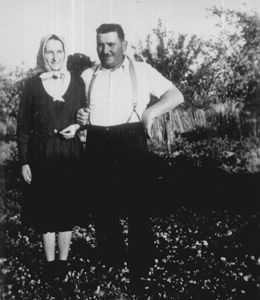 Bstyn Kati nni, Burger Jzsef 1952 Cserjs primcin.jpg