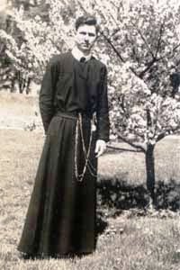 Willam Brogli (Jzsef) pap Amerika 1937 m 8 cm.JPG